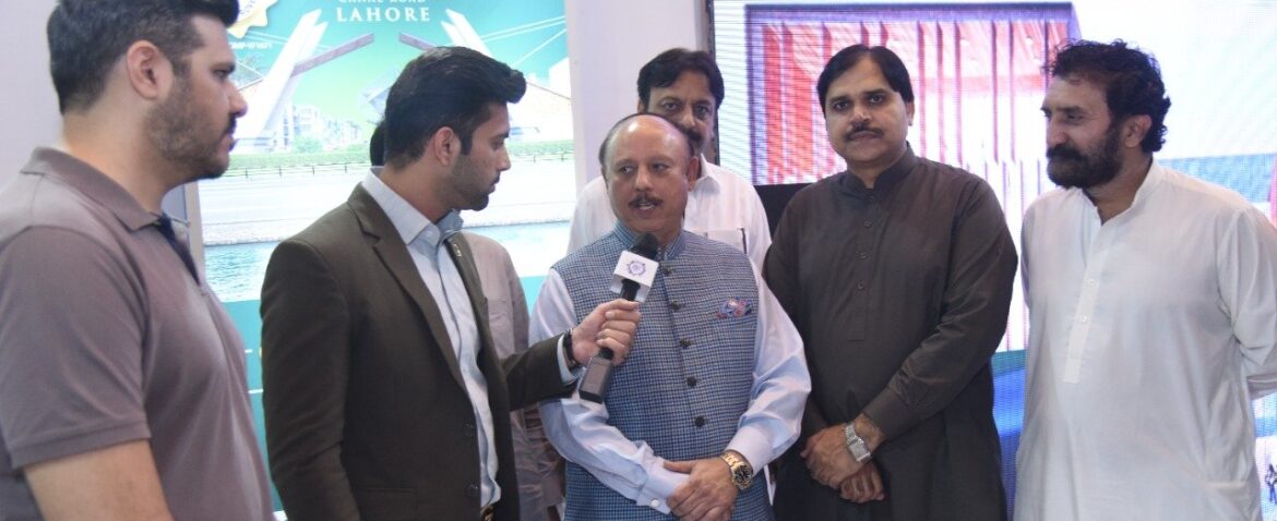 Chairman Mokal Housing, Sardar Aadil Omar at the Launch of Smart City, Canal Road Lahore