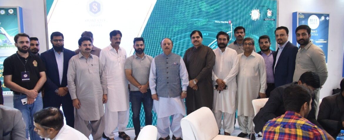 Chairman Mokal Housing, Sardar Aadil Omar at the Launch of Smart City, Canal Road Lahore