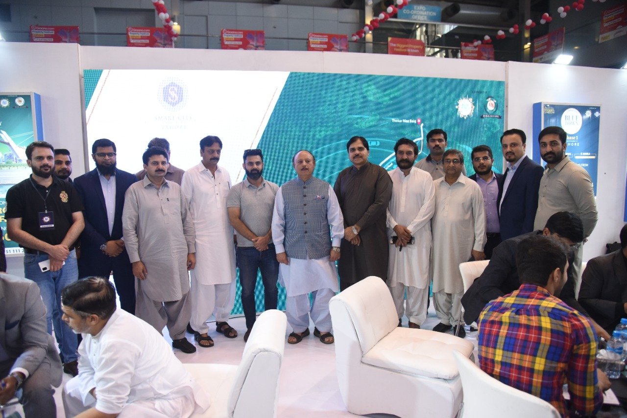 Chairman Mokal Housing, Sardar Aadil Omar at the Launch of Smart City, Canal Road Lahore